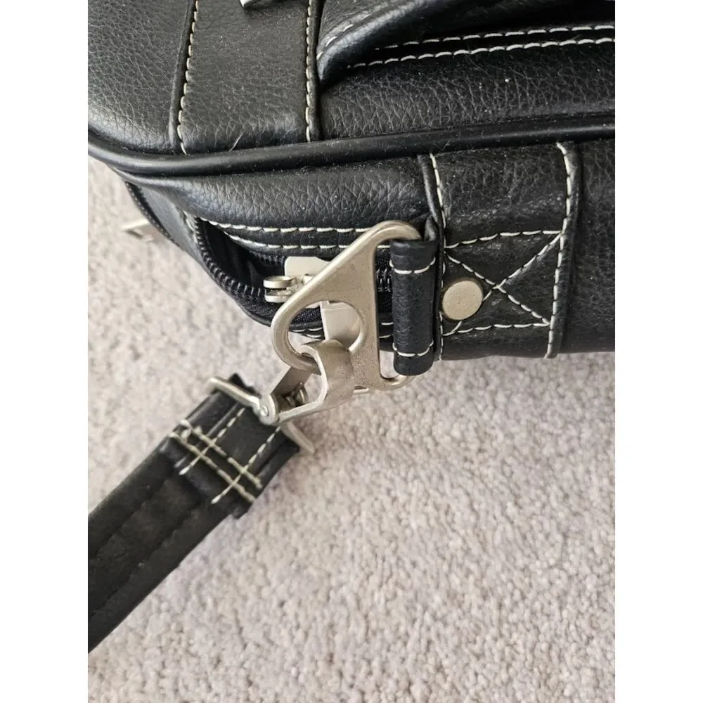 Black shoulder messenger bag for laptop
